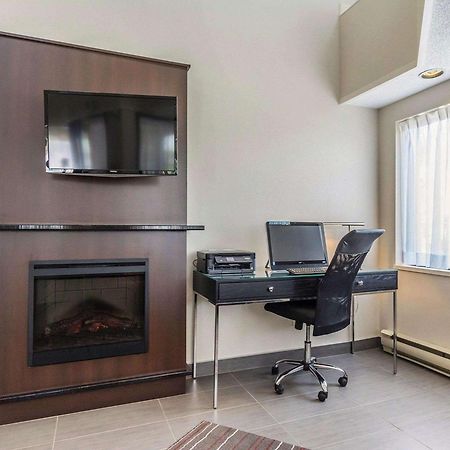 Comfort Inn Thetford Mines Exteriör bild