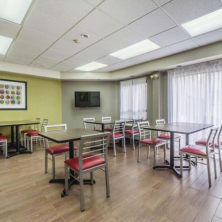 Comfort Inn Thetford Mines Exteriör bild