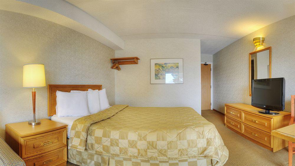 Comfort Inn Thetford Mines Exteriör bild