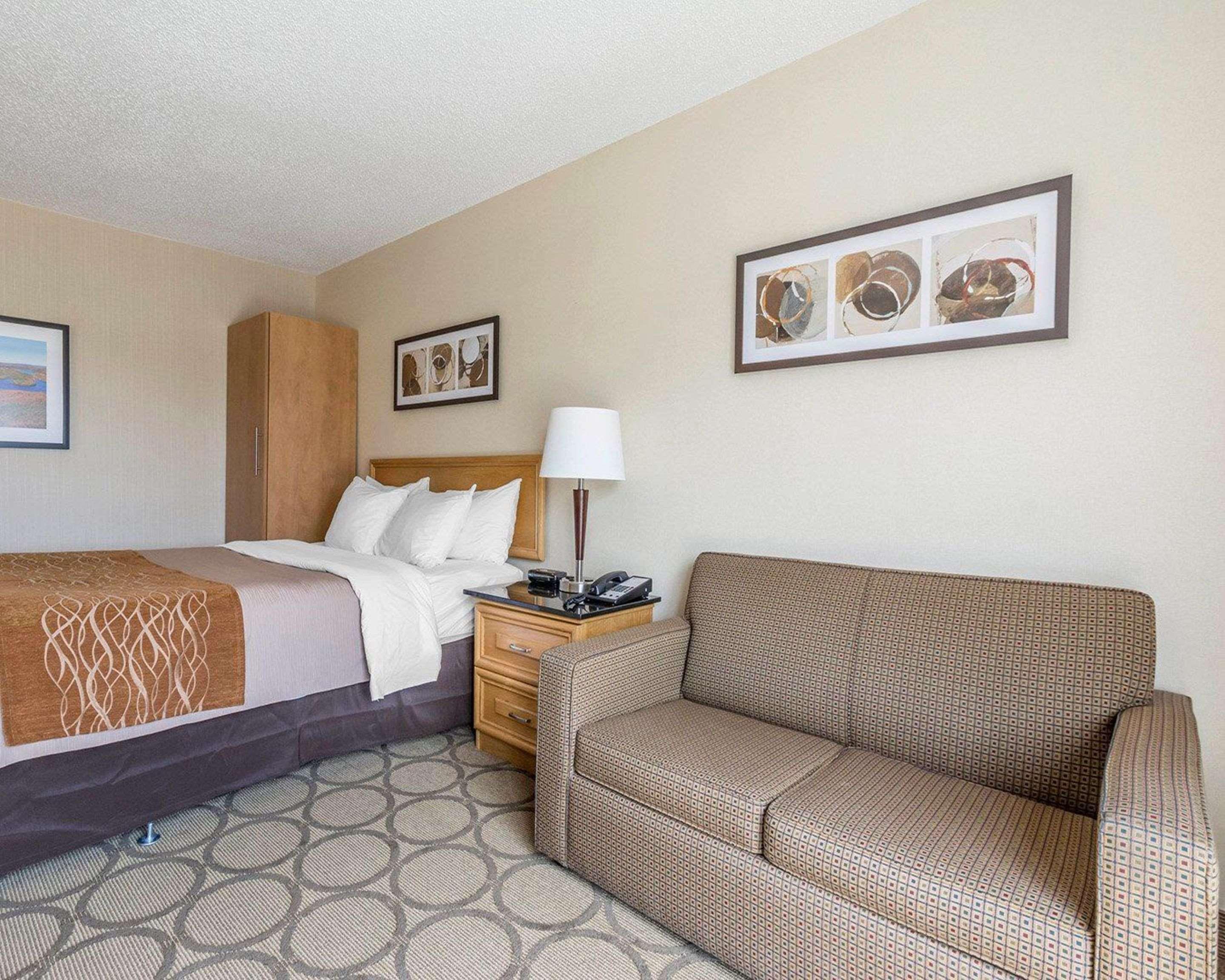 Comfort Inn Thetford Mines Exteriör bild