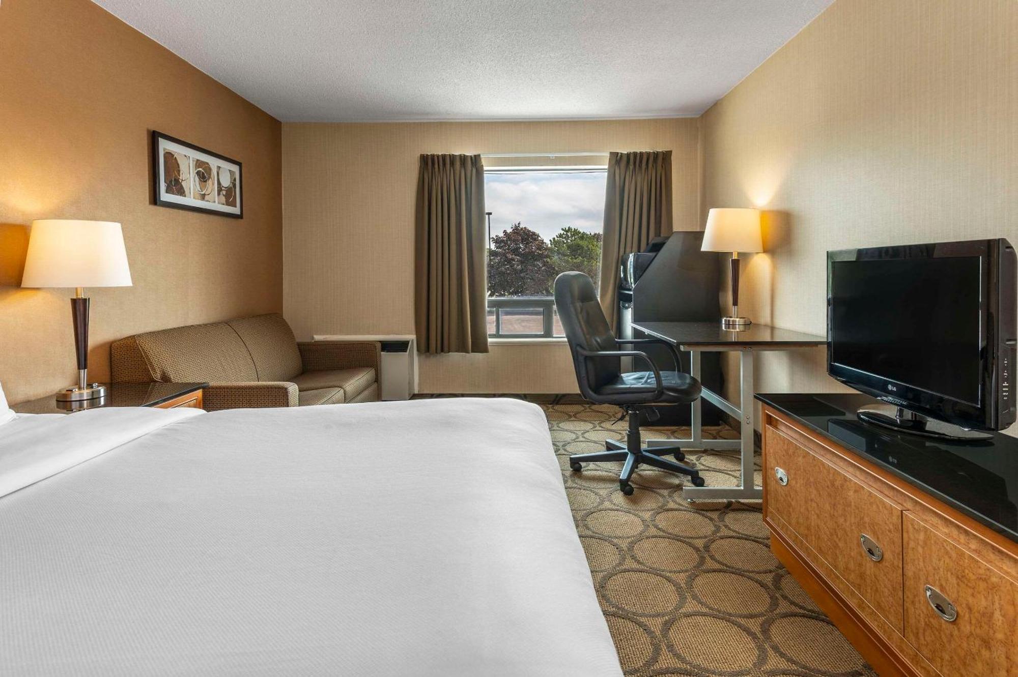 Comfort Inn Thetford Mines Exteriör bild