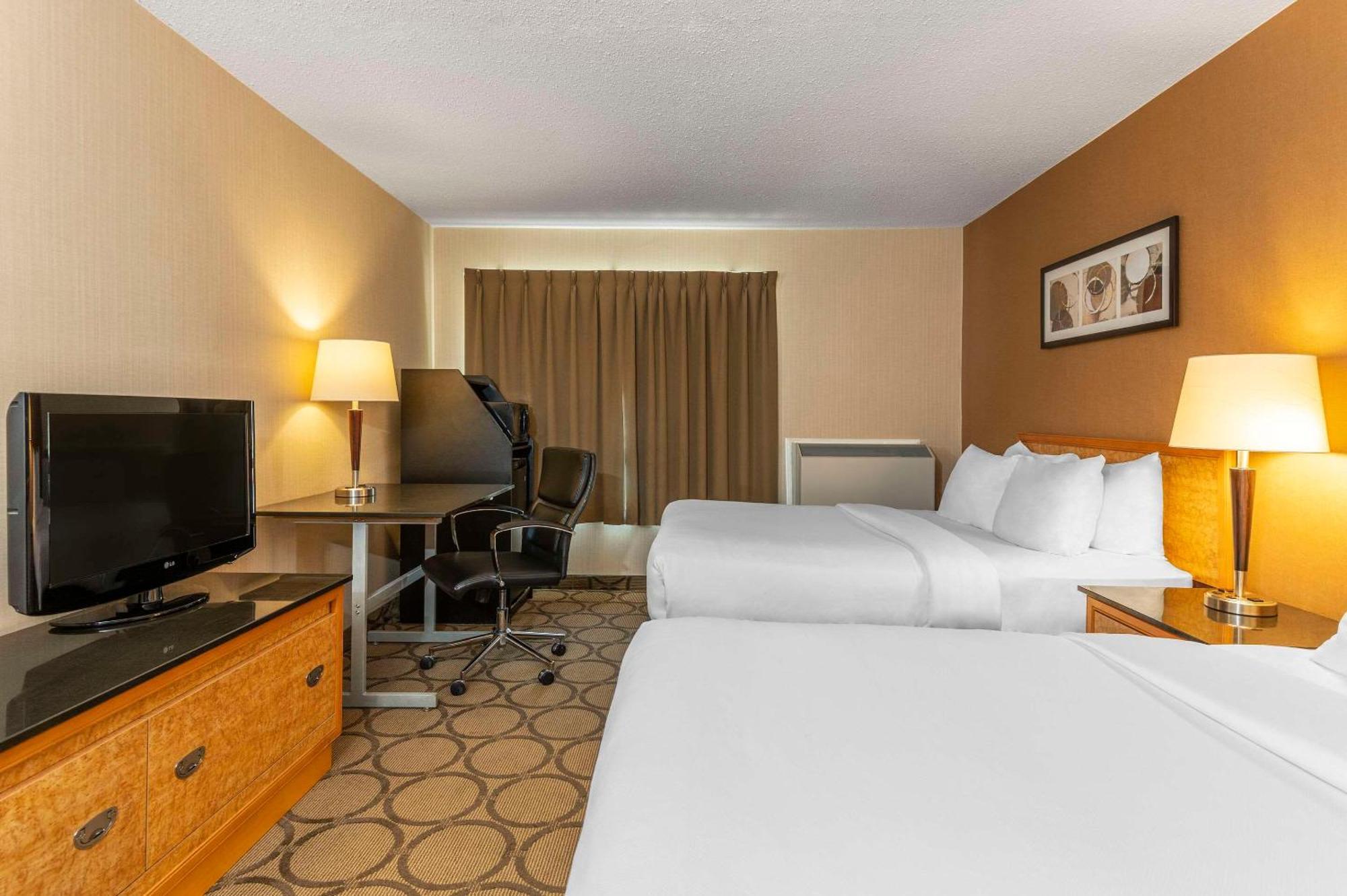 Comfort Inn Thetford Mines Exteriör bild