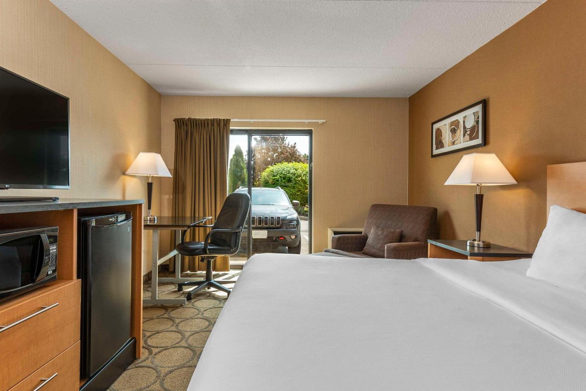 Comfort Inn Thetford Mines Exteriör bild