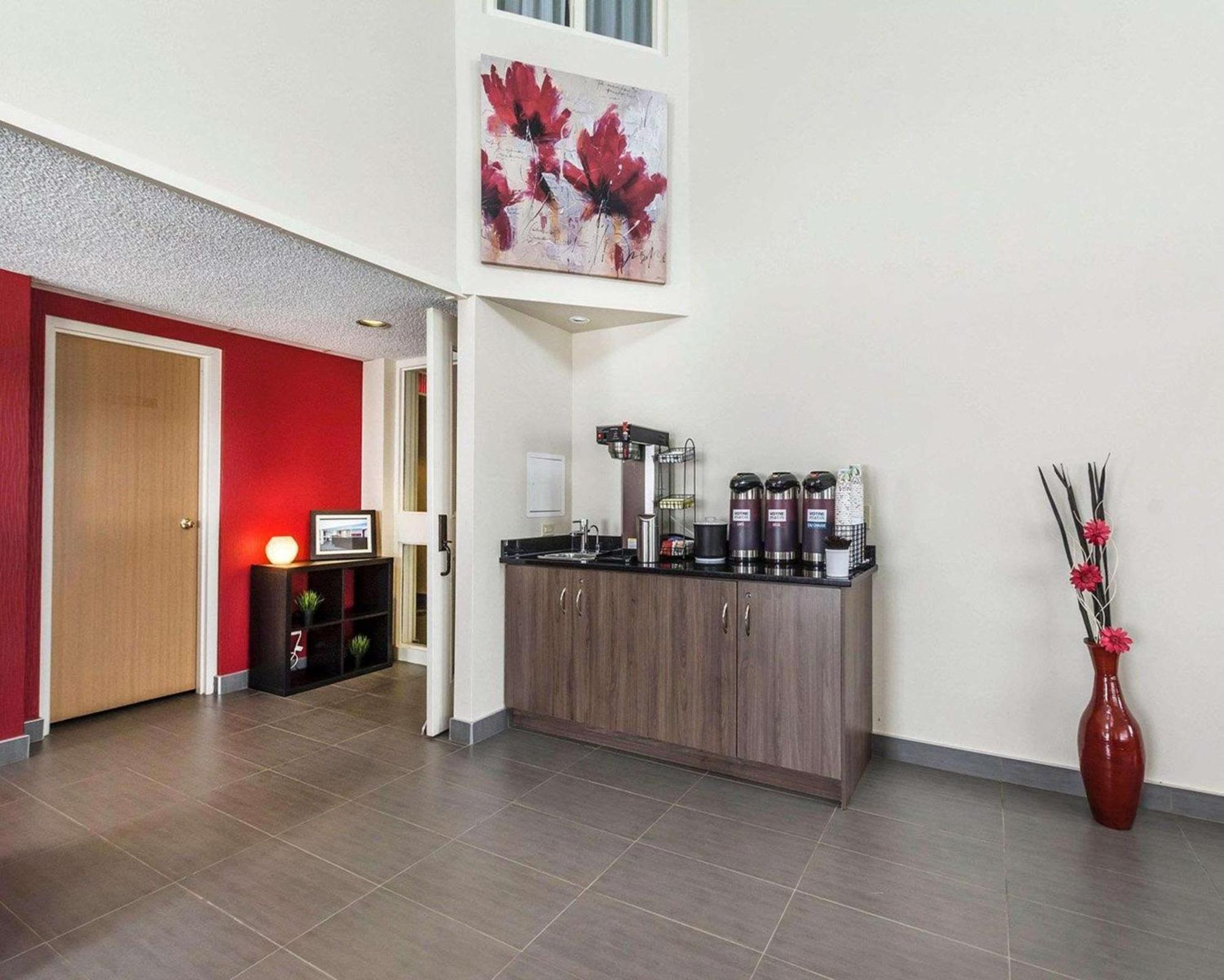 Comfort Inn Thetford Mines Exteriör bild