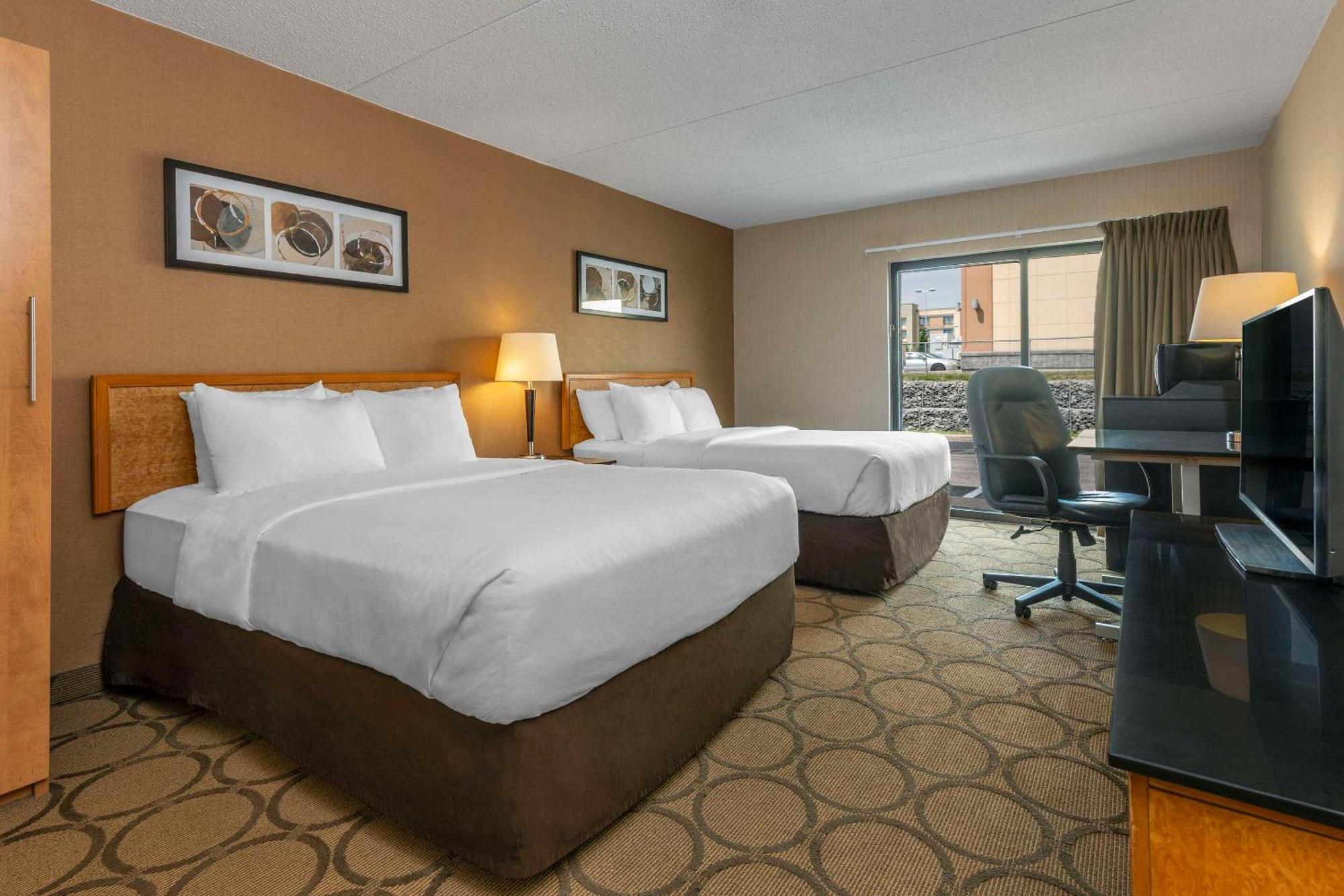 Comfort Inn Thetford Mines Exteriör bild
