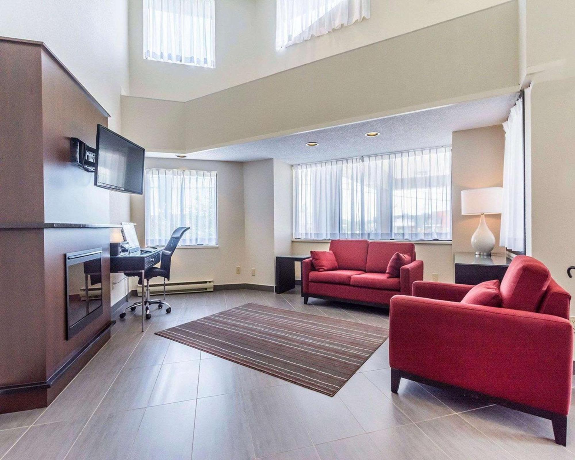 Comfort Inn Thetford Mines Exteriör bild