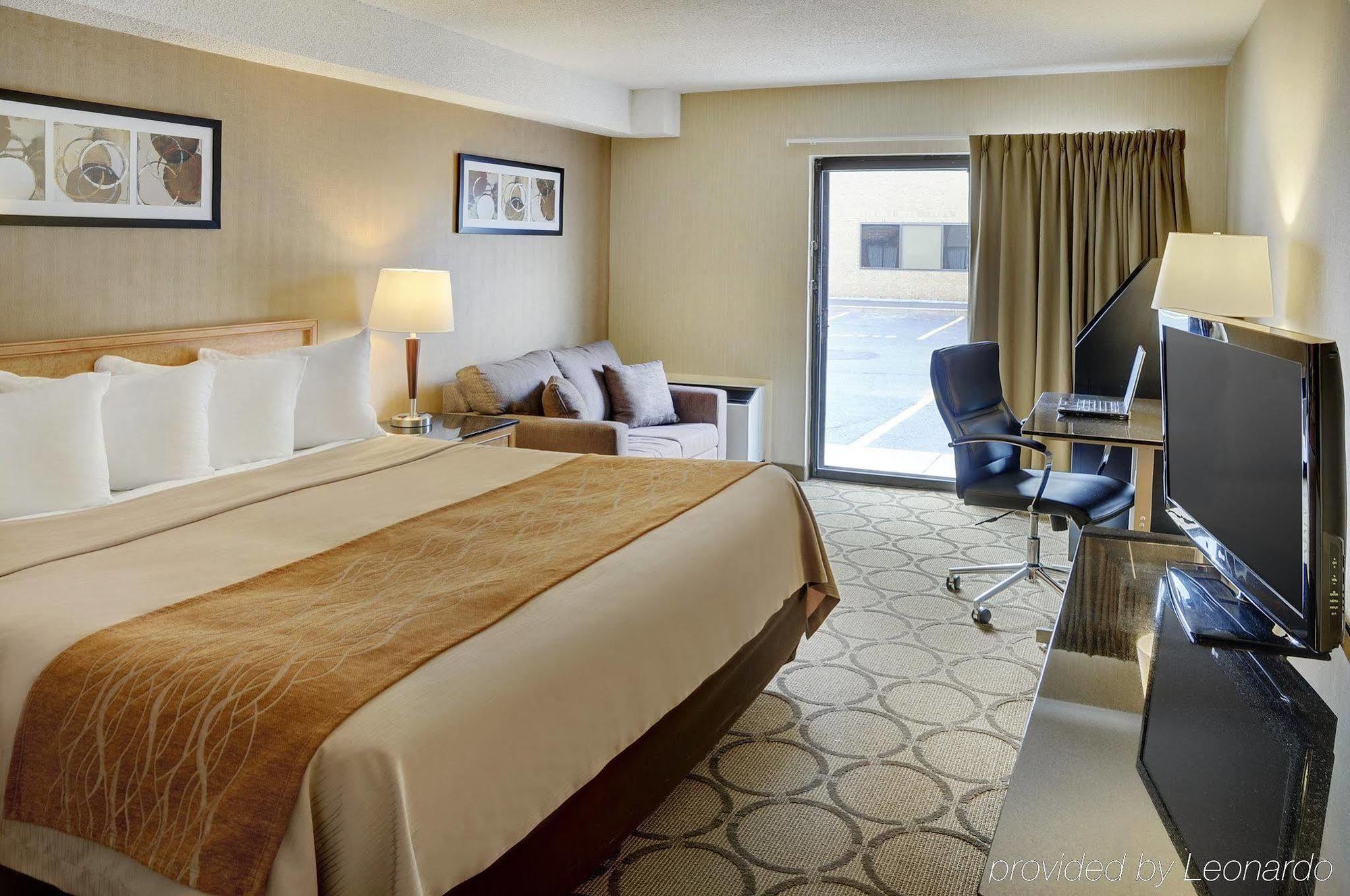 Comfort Inn Thetford Mines Exteriör bild